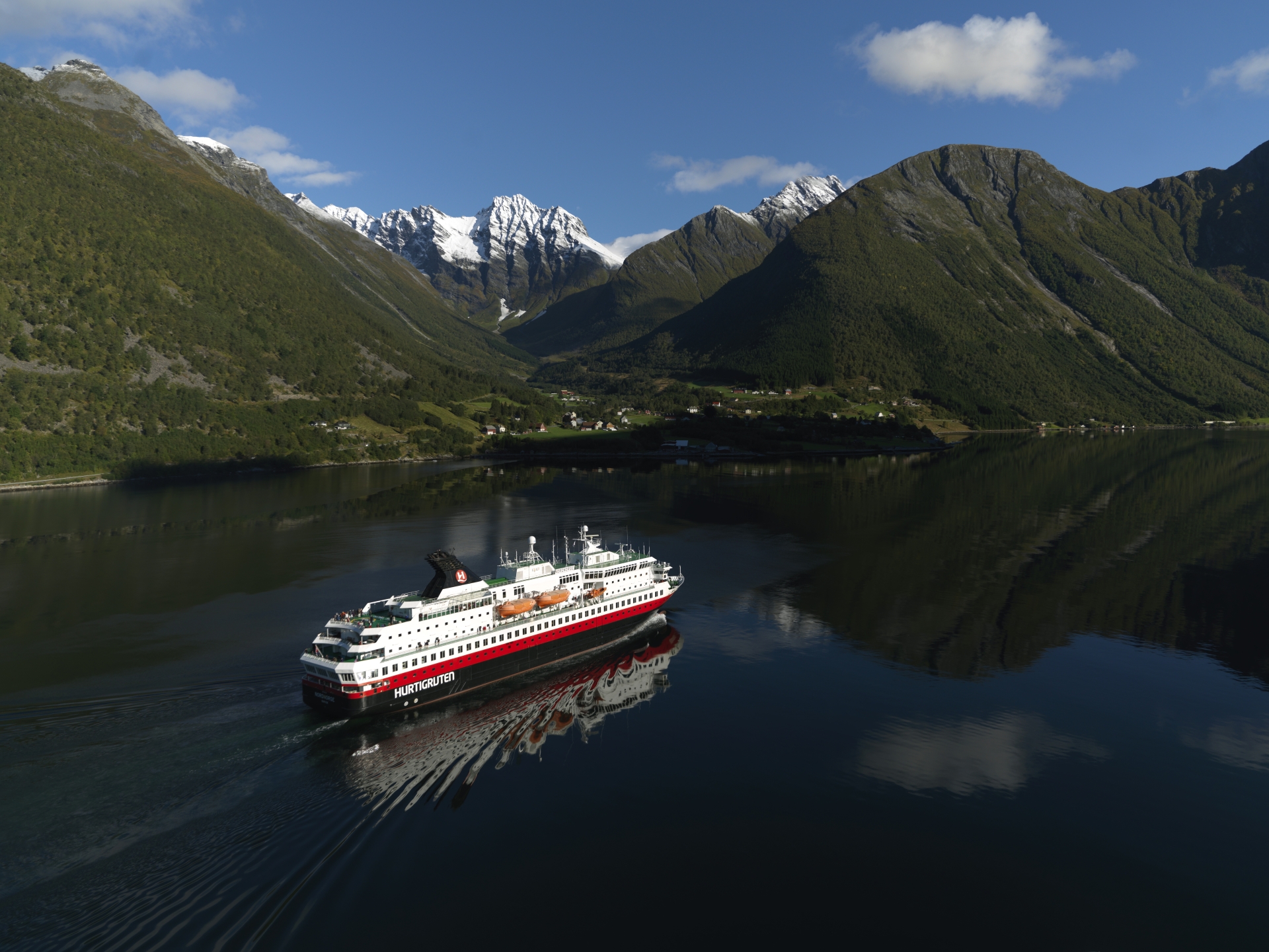 Hurtigruten mit Bergen- und Dovrebahn