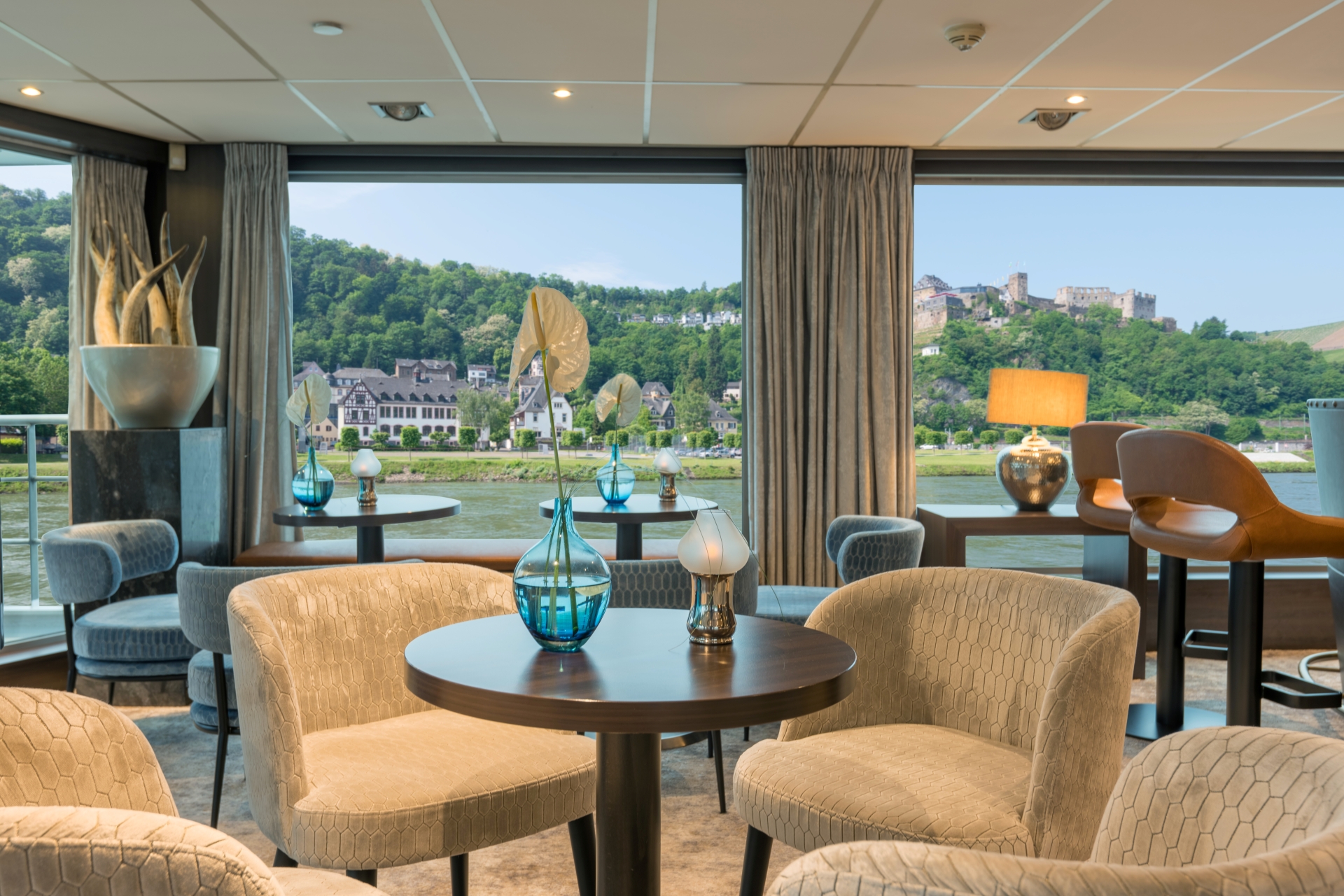 Exklusiver Vollcharter MS Elegant by Amadeus