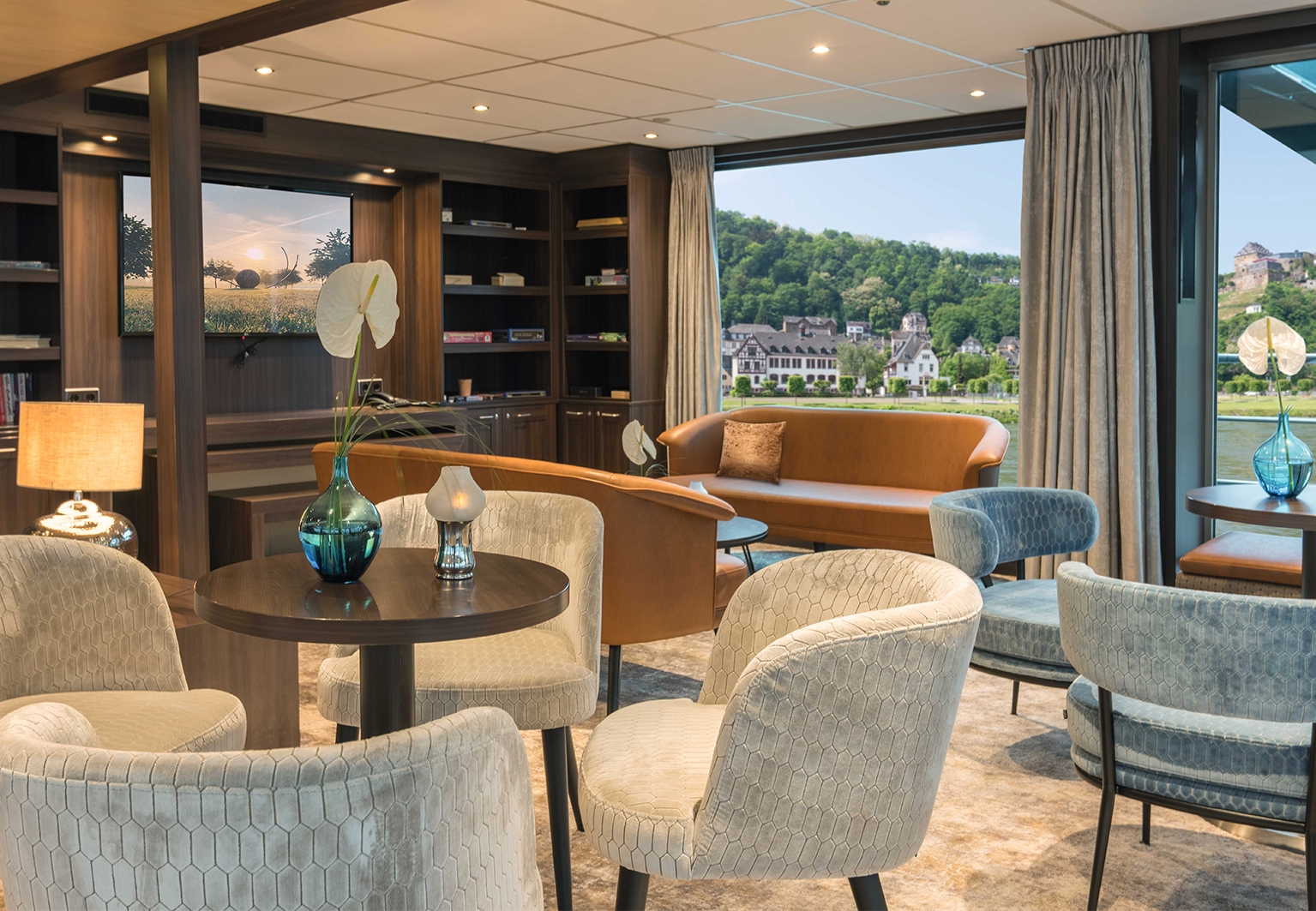 Exklusiver Vollcharter MS Elegant by Amadeus