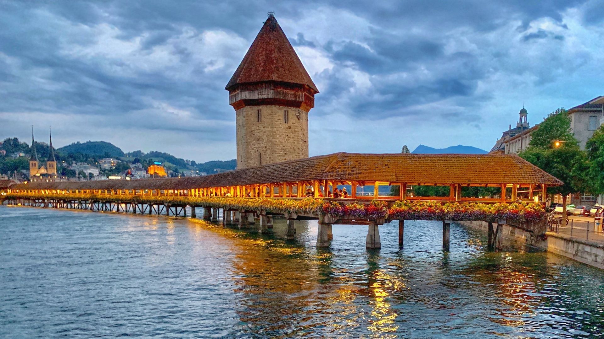 Kapellbrücke und Wasserturm