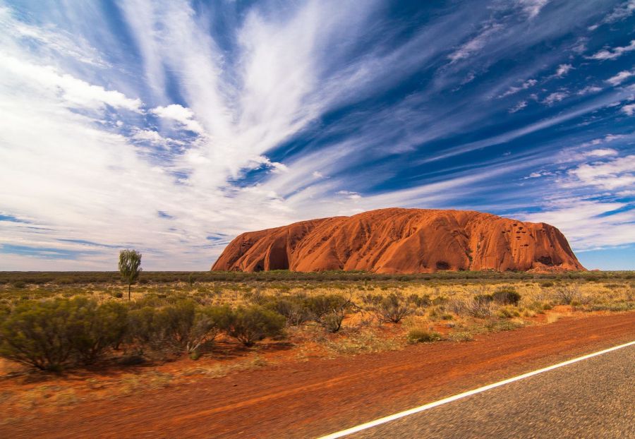 Australien_Uluru_-1GFUOji-yck-unsplash.jpg