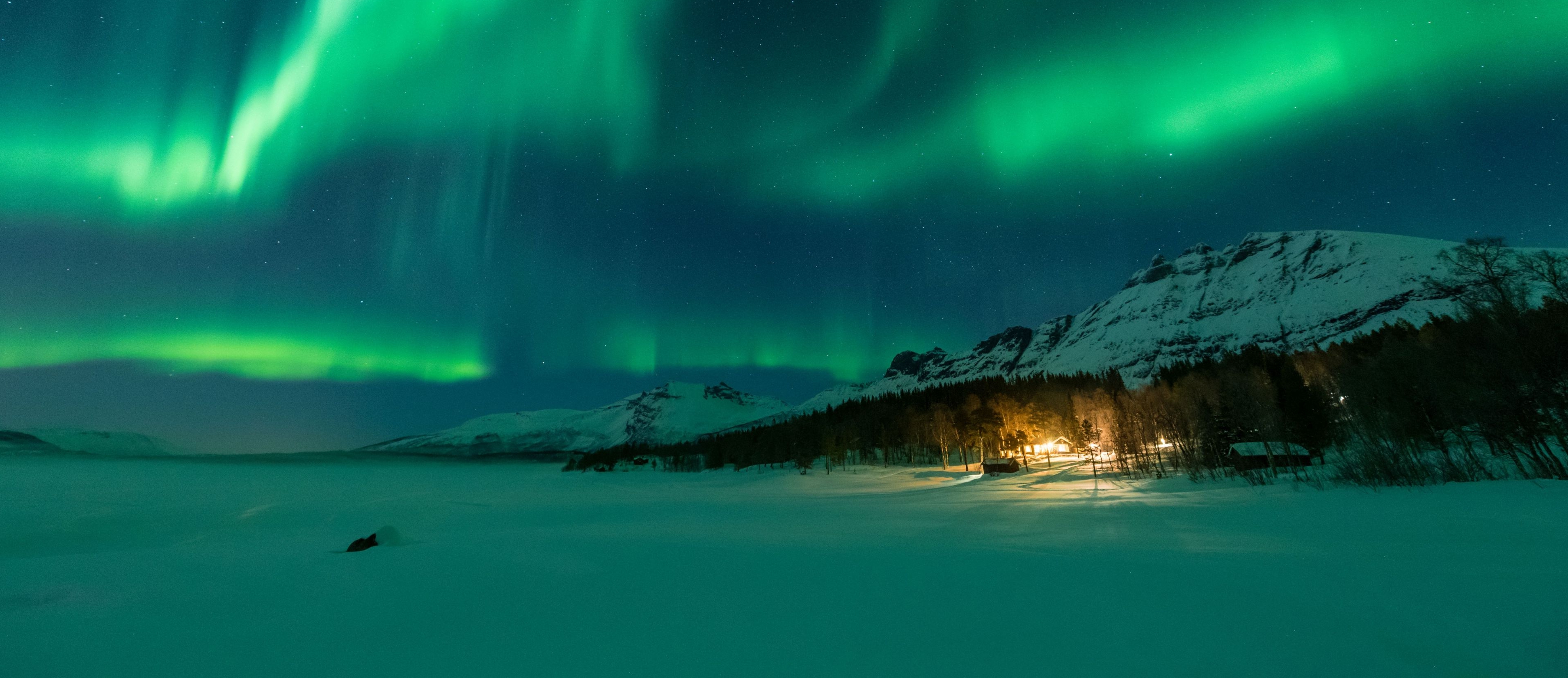 Northern_lights_Norway_HGR_122636_Photo_Stian__Klo.jpg