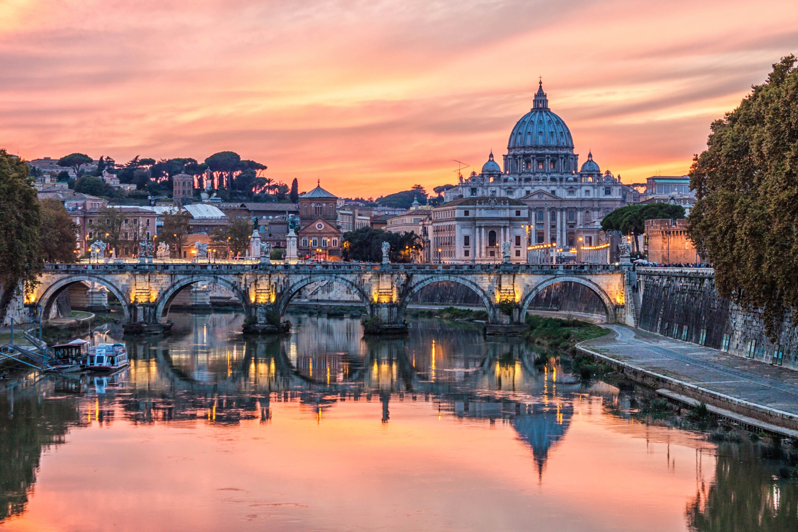 skyline-von-rom-und-der-petersdom-italien-istock_000060264234_large-2.jpg